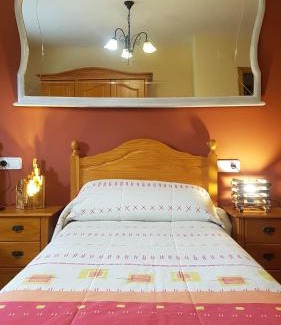 Valle de Lierp Apartment | Casa Castel Turismo Rural