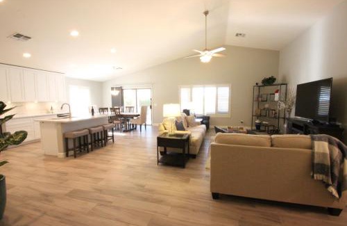 Desert View Village House | Casa Cave Creek Home