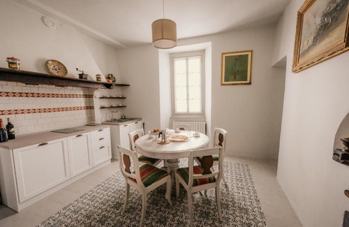 Santo Stefano Belbo Apartment | Casa Cecilia