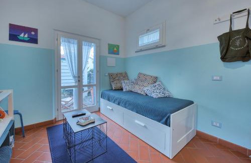 Pomonte Apartment | Casa Celeste - Goelba