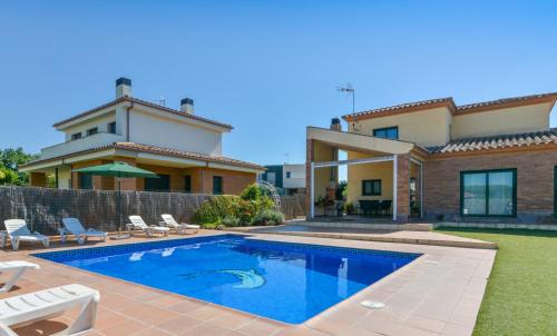 Vidreres House | Casa Cerca De La Playa