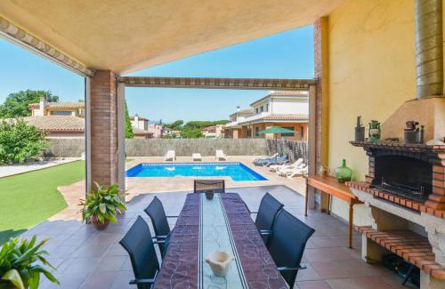 Vidreres House | Casa Cerca De La Playa