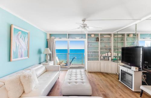 Key Colony Beach Apartment | Casa Clara #105