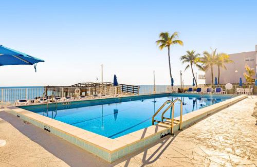 Key Colony Beach Apartment | Casa Clara #105