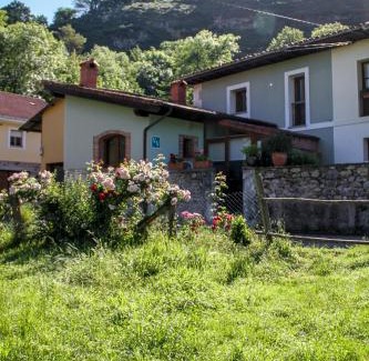 Cano House | Casa Clarita