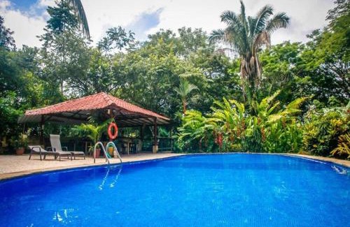 Montezuma House | Casa Colores