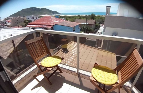 Santinho House | Casa com Vista Para o mar