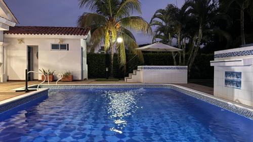 Melgar House | Casa con Air Hockey, Bolirana, Wi-Fi y Piscina