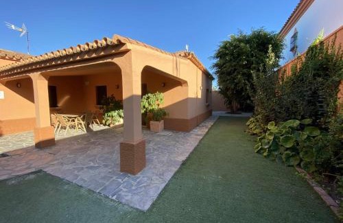 El Palmar Ski Chalet | Casa con jardín privado y piscina compartida
