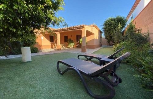 El Palmar Ski Chalet | Casa con jardín privado y piscina compartida