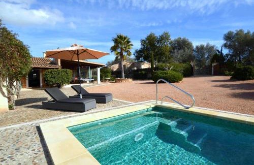 Costitx House | Casa con piscina en bonito entorno Mia