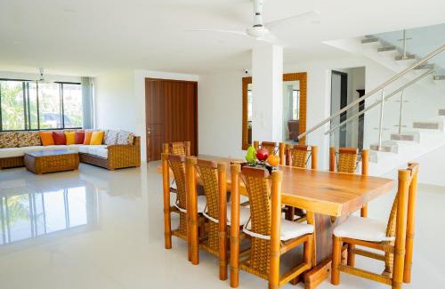 Girardot House | Casa con Piscina en Condominio Girardot