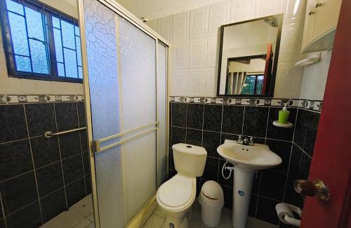 Flandes House | Casa con piscina privada en via flandes espinal
