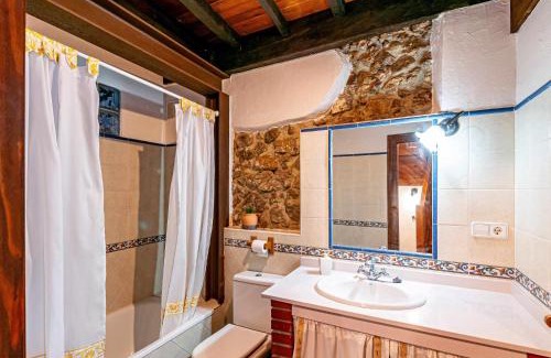 Poo Apartment | Casa Conce, Zona de playa y montaña