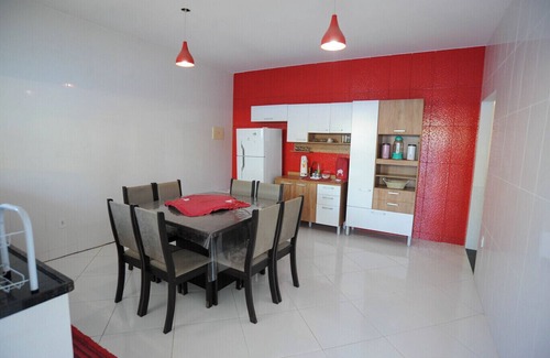 Araruama House | Casa confortável com WiFi, piscina e churrasqueira