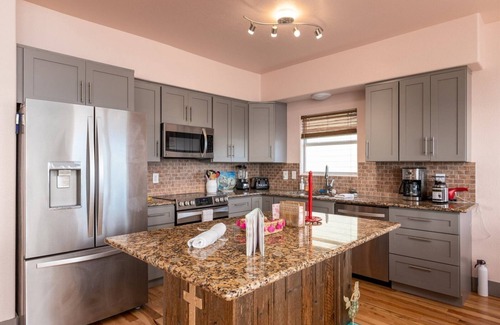 Rockport House | Casa Copano | Pet-Friendly + Dock!