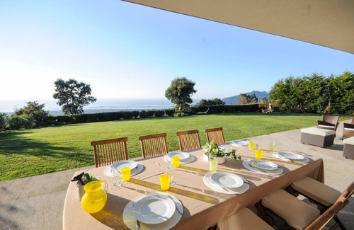 Caminha Villa | Casa Couto - Four Bedroom Villa, Sleeps 8