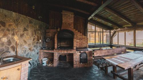 Fundu Moldovei House | Casa Cristina