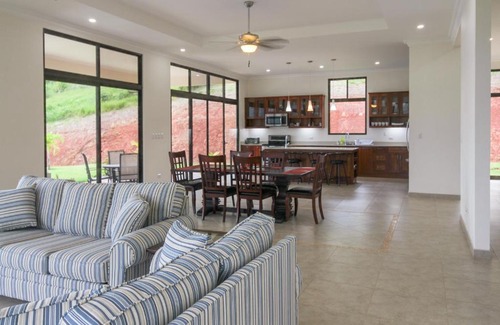 Savegre House | Casa Crystal