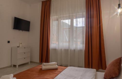 Moeciu de Sus House | Casa cu Bujori