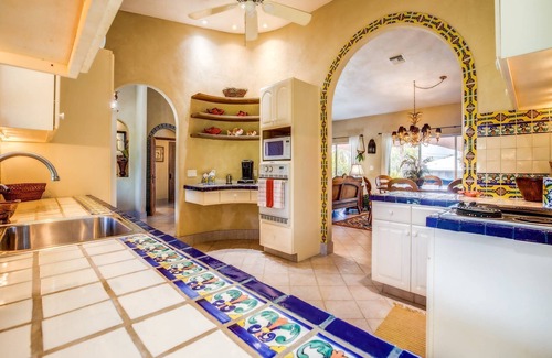 Cudjoe Gardens House | Casa Cudjoe: Tropical Canal Front Retreat on Cudjoe Key, Dockage, Boater's Paradise & Dog-Friendly!