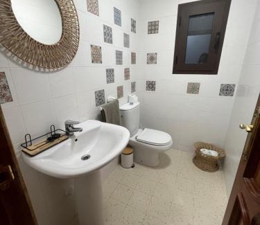 Zujar House | Casa -Cueva Paraje De Los Majuelos