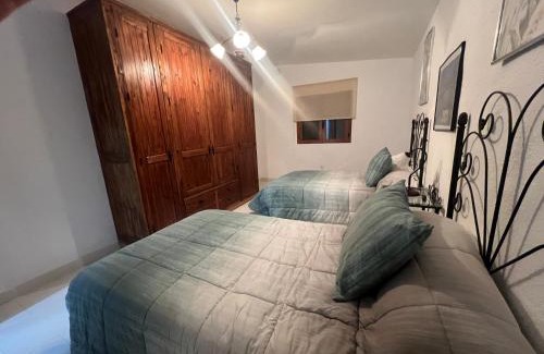 Zujar House | Casa -Cueva Paraje De Los Majuelos