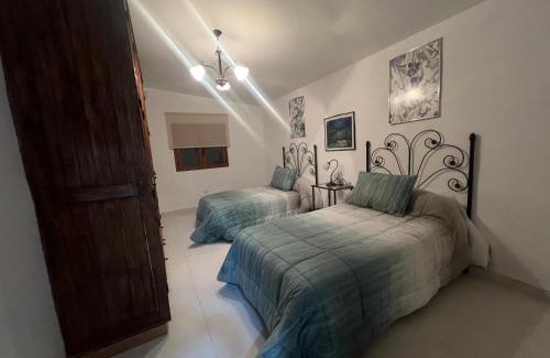 Zujar House | Casa -Cueva Paraje De Los Majuelos