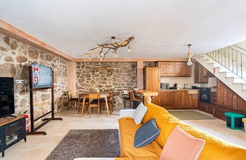 Mangualde House | Casa da Aldeia C/jacuzzi