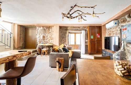 Mangualde House | Casa da Aldeia C/jacuzzi