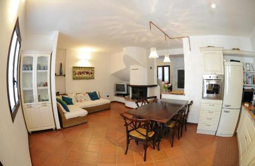 Fluminimaggiore House | casa da Anita