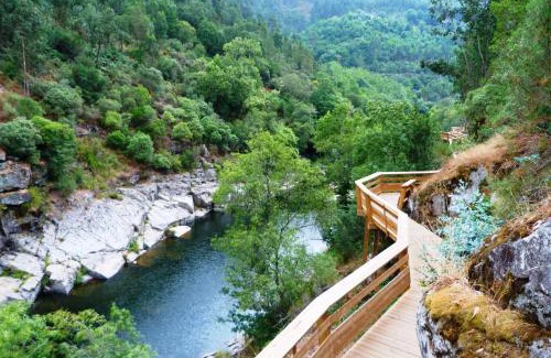 Alvarenga House | Casa da Azenha - Aldeia da Paradinha com praia fluvial