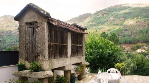 Vilar da Veiga House | Casa da Igreja by Gerês Casas