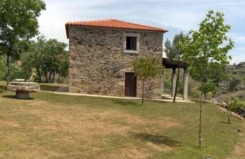 Vimioso Cottage | Casa da Janal for 4 people