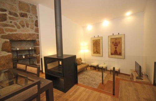 Covide House | Casa da Lameira II by Gerês Casas