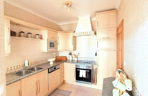 Budens House | Casa da Luz 9, golf View townhouse