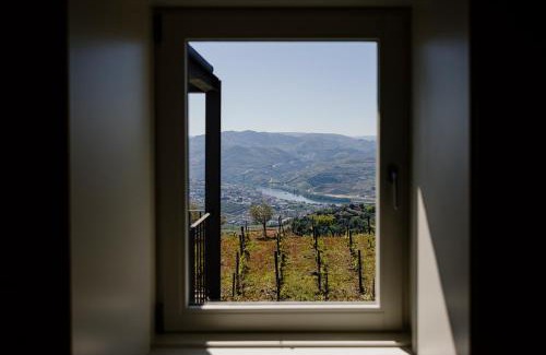 Peso da Regua House | Casa da Quinta de Santa Cruz - Private Pool - Douro Valley - by MET