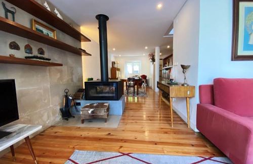 Beato House | Casa das Boganvilias - Moradia com jardim