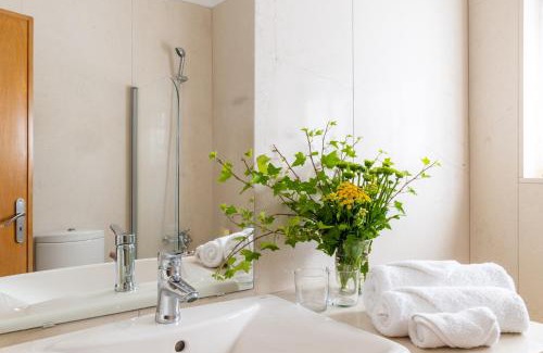 Avintes House | Casa das Heras Gaia Porto with hot tub