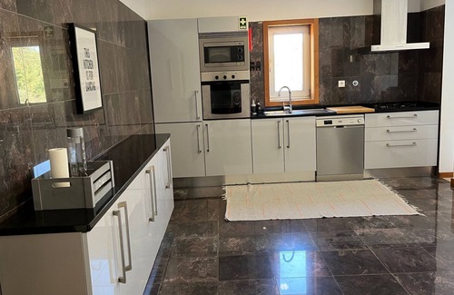Oliveira do Douro House | Casa das Lameirinhas by LovelyStay