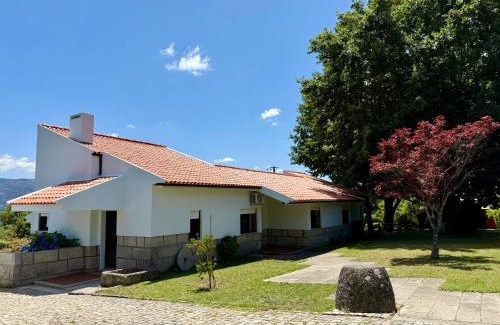Beijos House | Casa das Mós