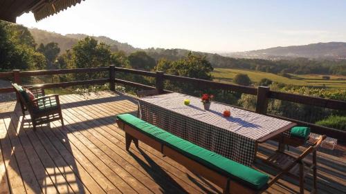 Freixieiro de Soutelo House | Casa das Oliveiras- Entre o Mar e a Serra