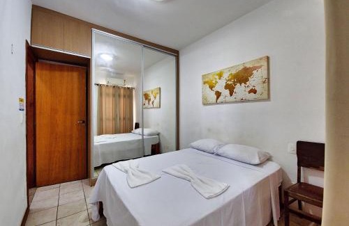 Santa Monica House | Casa de 2 Suítes com Internet Rápida e Comodidades