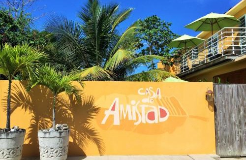 Isabel II Hotel | Casa de Amistad Guesthouse