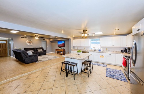 Tucson House | Casa De Azul 4 bed 2 bth, Eastern Tucson Arizona, Pool, Private