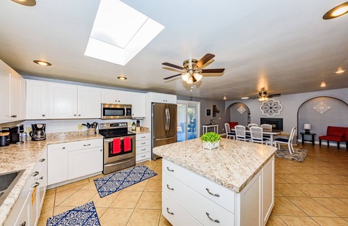 Tucson House | Casa De Azul 4 bed 2 bth, Eastern Tucson Arizona, Pool, Private