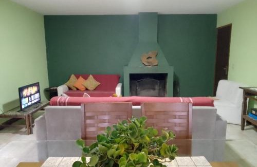 Araras House | Casa de campo. Vale das Videiras