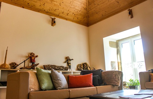 Gois Cottage | Casa de Campo Vale do Ceira, Quarto de Casal. Na Bela e Pacata Vila de Góis