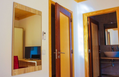 Gois Cottage | Casa de Campo Vale do Ceira, Quarto Twin. Na Bela e Pacata Vila de Góis