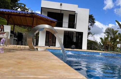 Guayabal de Siquima Villa | Casa de Campo Zayleen